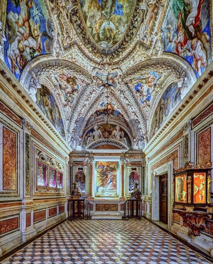 Romeo's Maison *